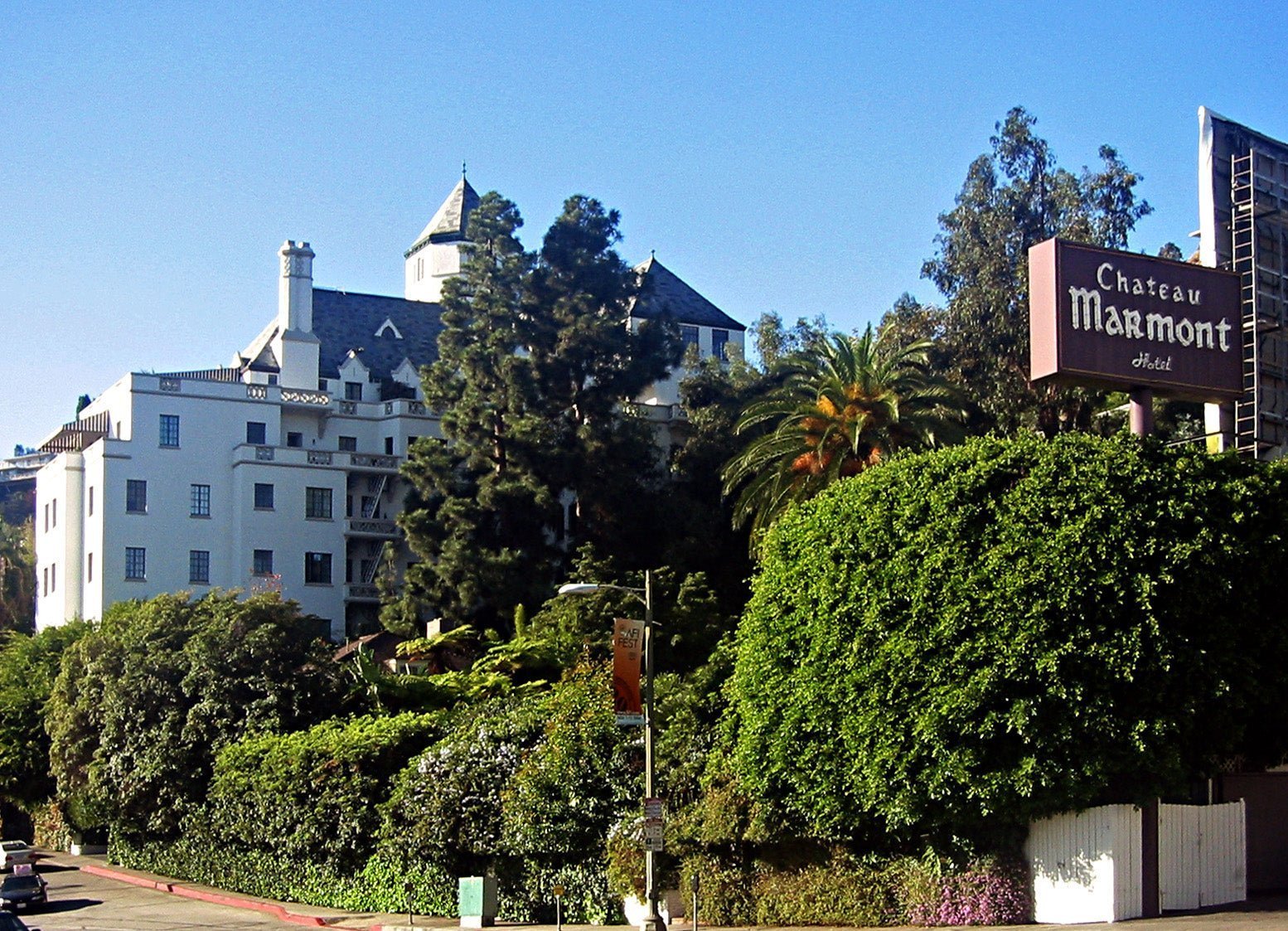 Chateau Marmont: Hidden Luxury in Plain Sight - Robeworks