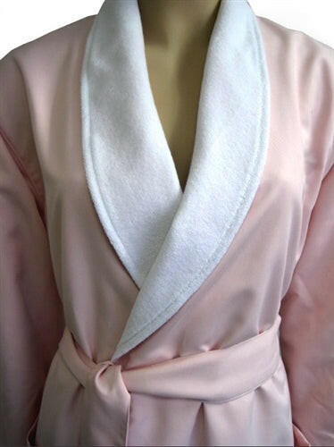 The Short Spa Robe