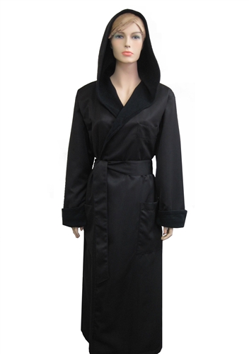 Hooded Robe in Black 